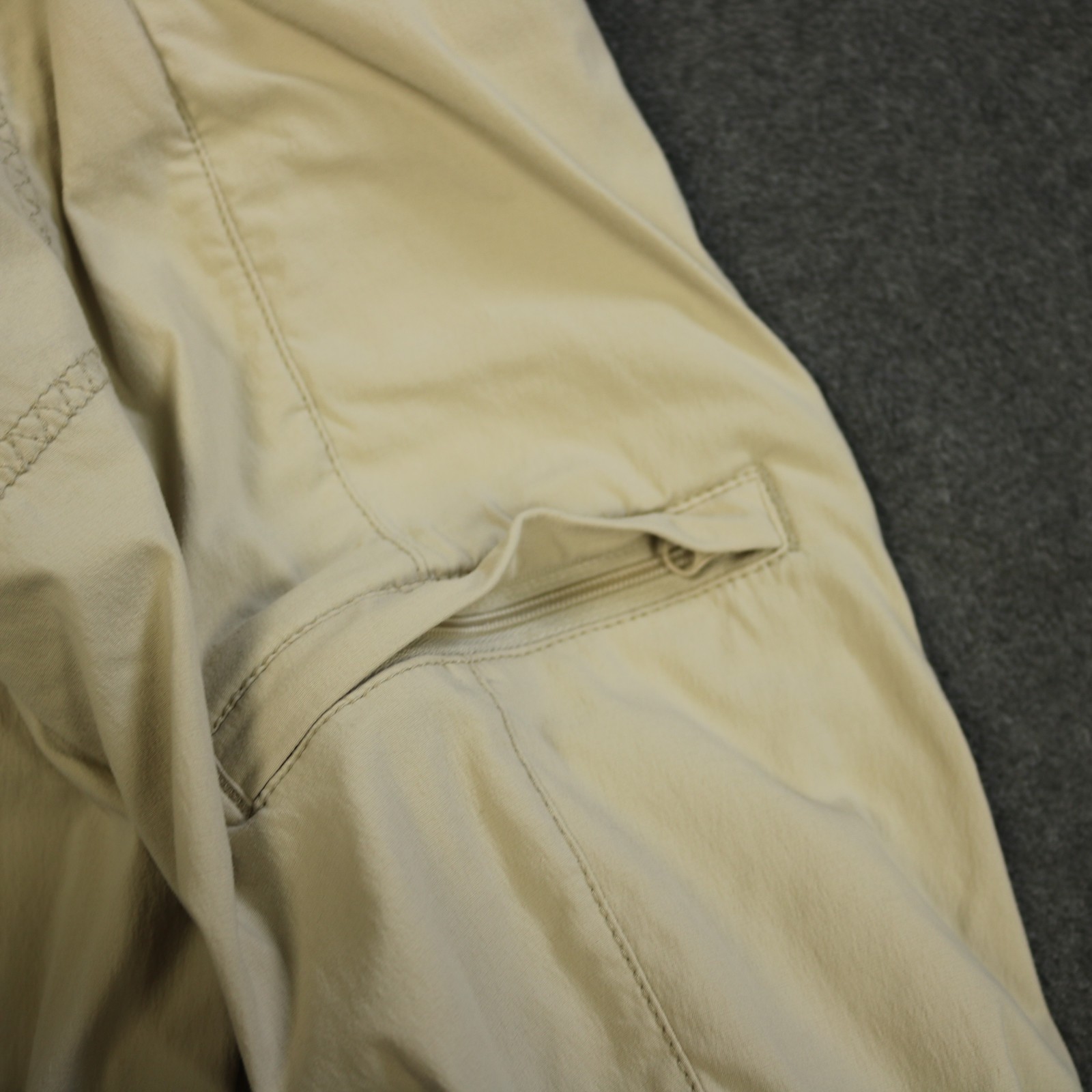 Eddie Bauer Travex Performance Short Low Rise Below-Knee Stretch Beige 2 30×20.5