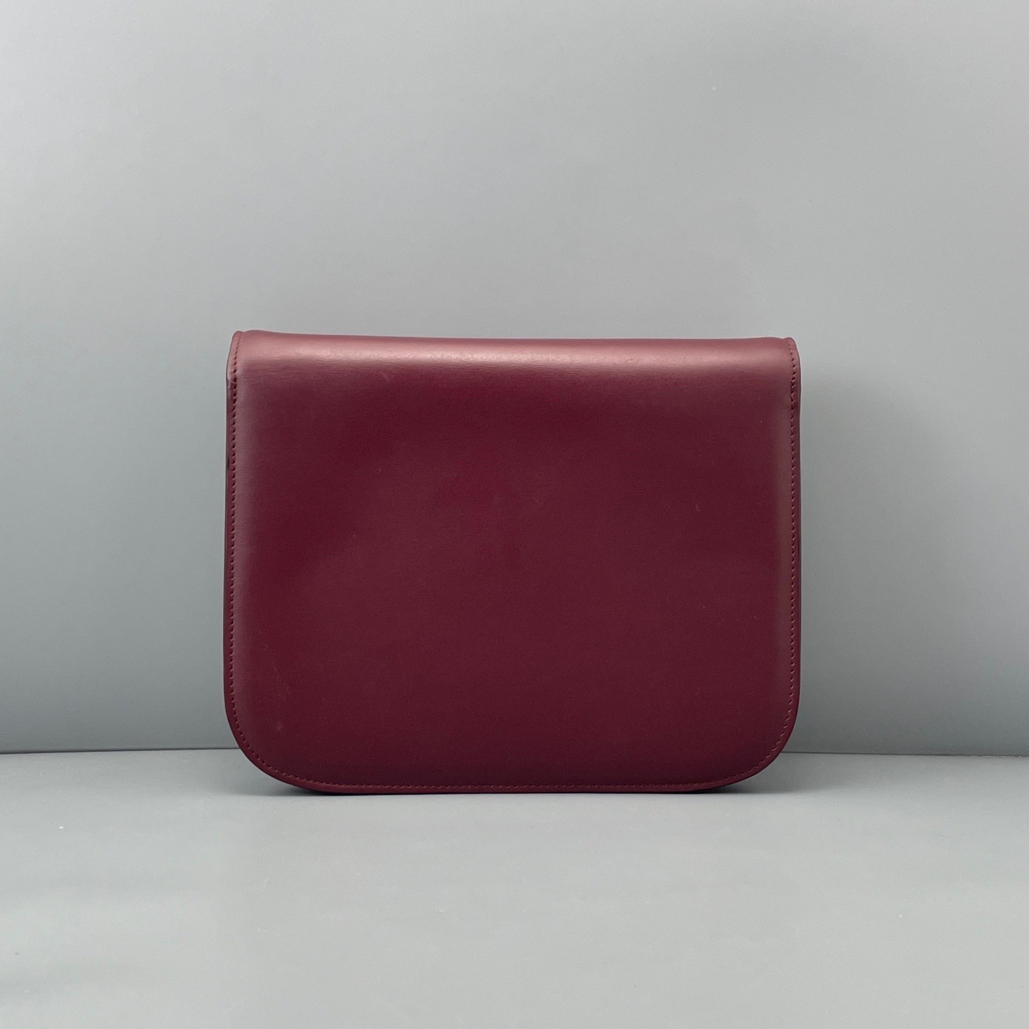 Celine Pre-Owned Authentic Luxury Handbag Burgundy 24*18*7cm