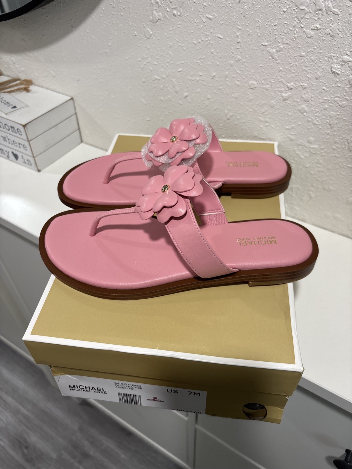 Michael Kors Callie Thong Sandal Carnation Size 7M New In Box Pink