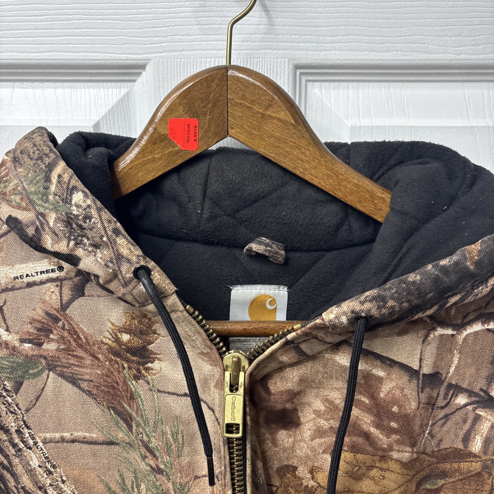 Vintage Carhartt J221 CAP Realtree Camo Jacket Full Zip workwear Size S USA Made