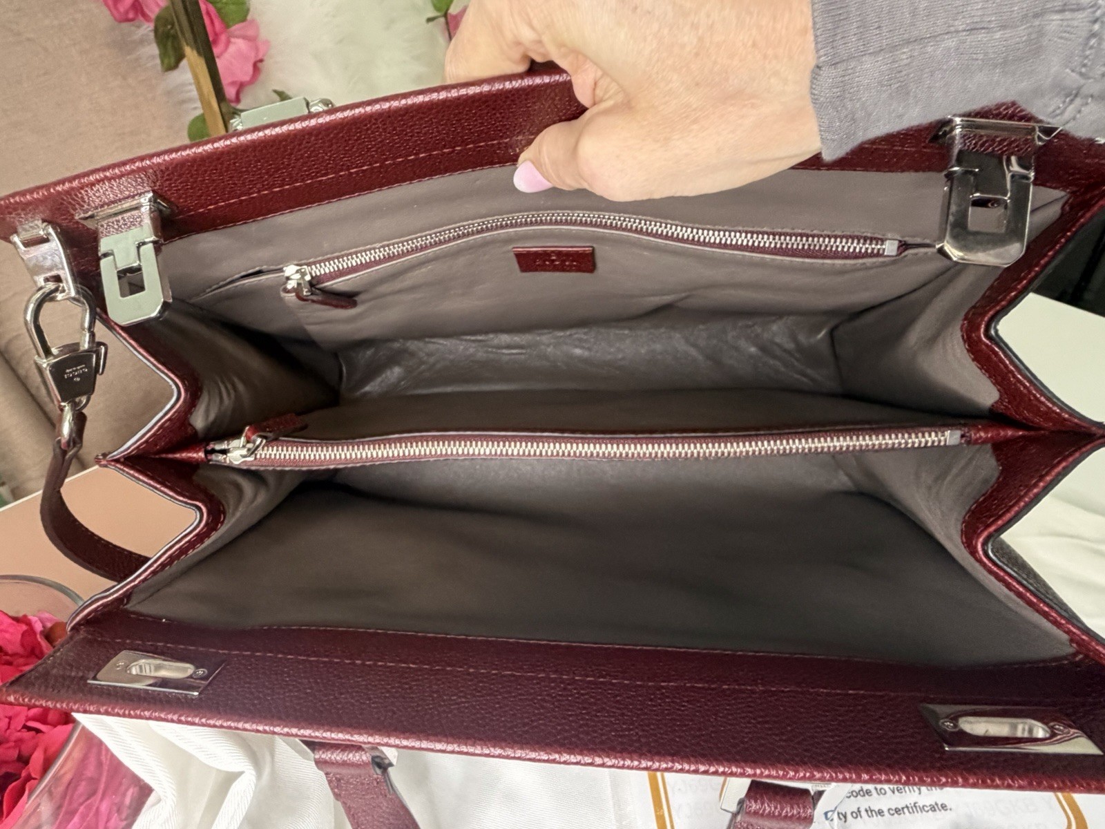 Gucci Zumi Grained Leather Medium Top Handle Shoulder Bag Burgundy Entrupy COA