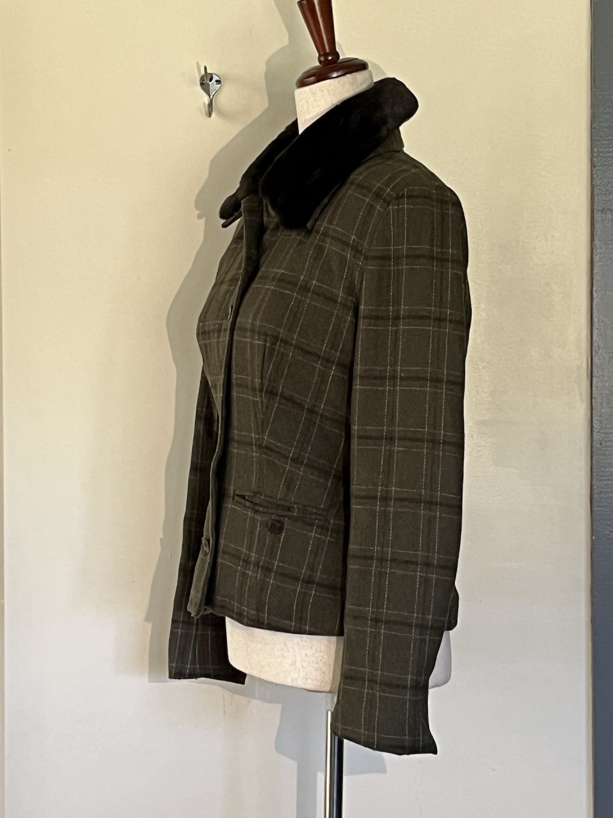 Banana Republic Plaid Wool/Cashmere Blend Blazer Jacket Faux Fur Collar Size 4