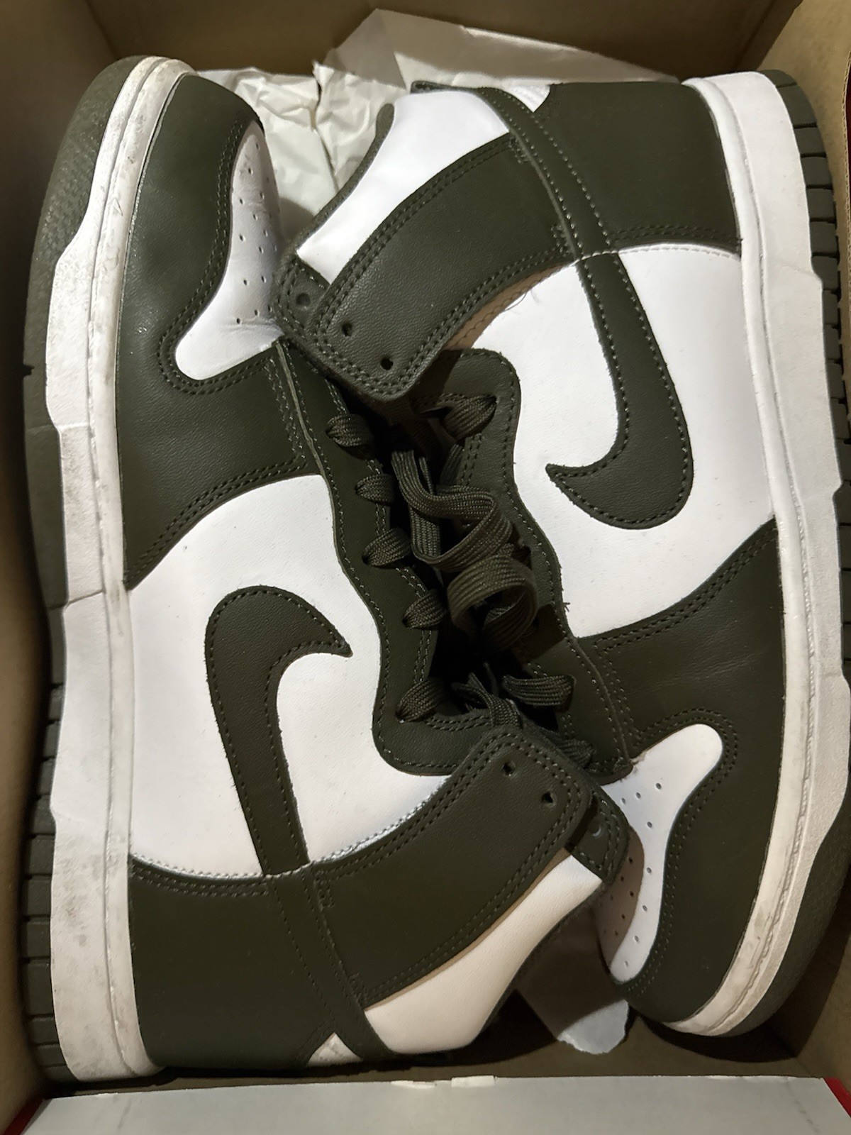 Nike Dunk Hi Men’s Low Top Athletic Sneakers khaki Green/White Colorblock