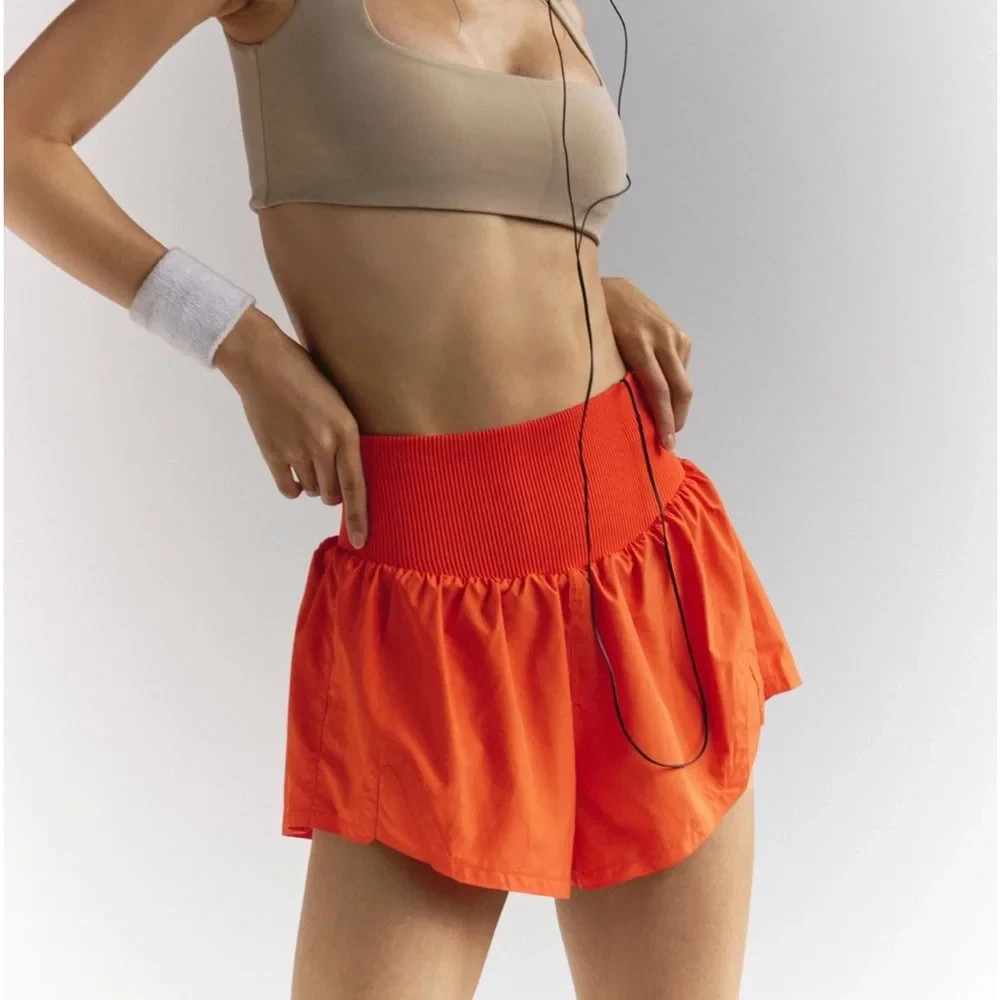 NWT Free People Women’s FP Movement Carpe Diem Shorts. Size Large.