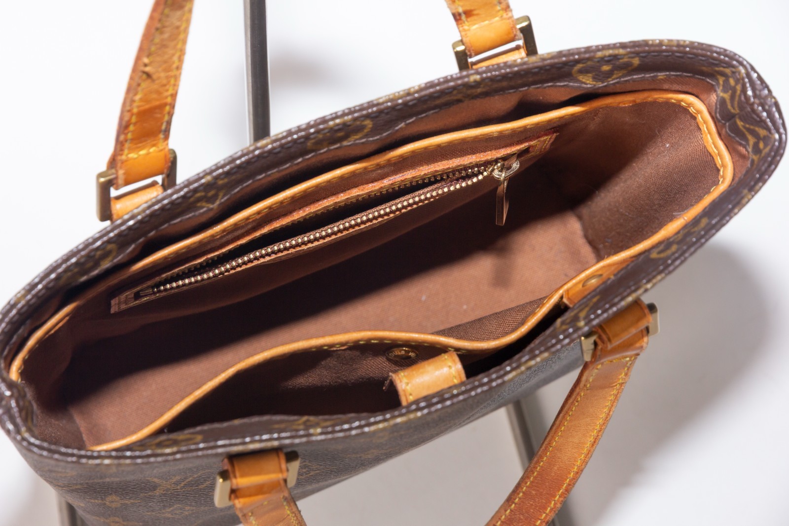 LOUIS VUITTON Vavin PM monogram PVC Leather M51172 USD 【Condition Rating B】