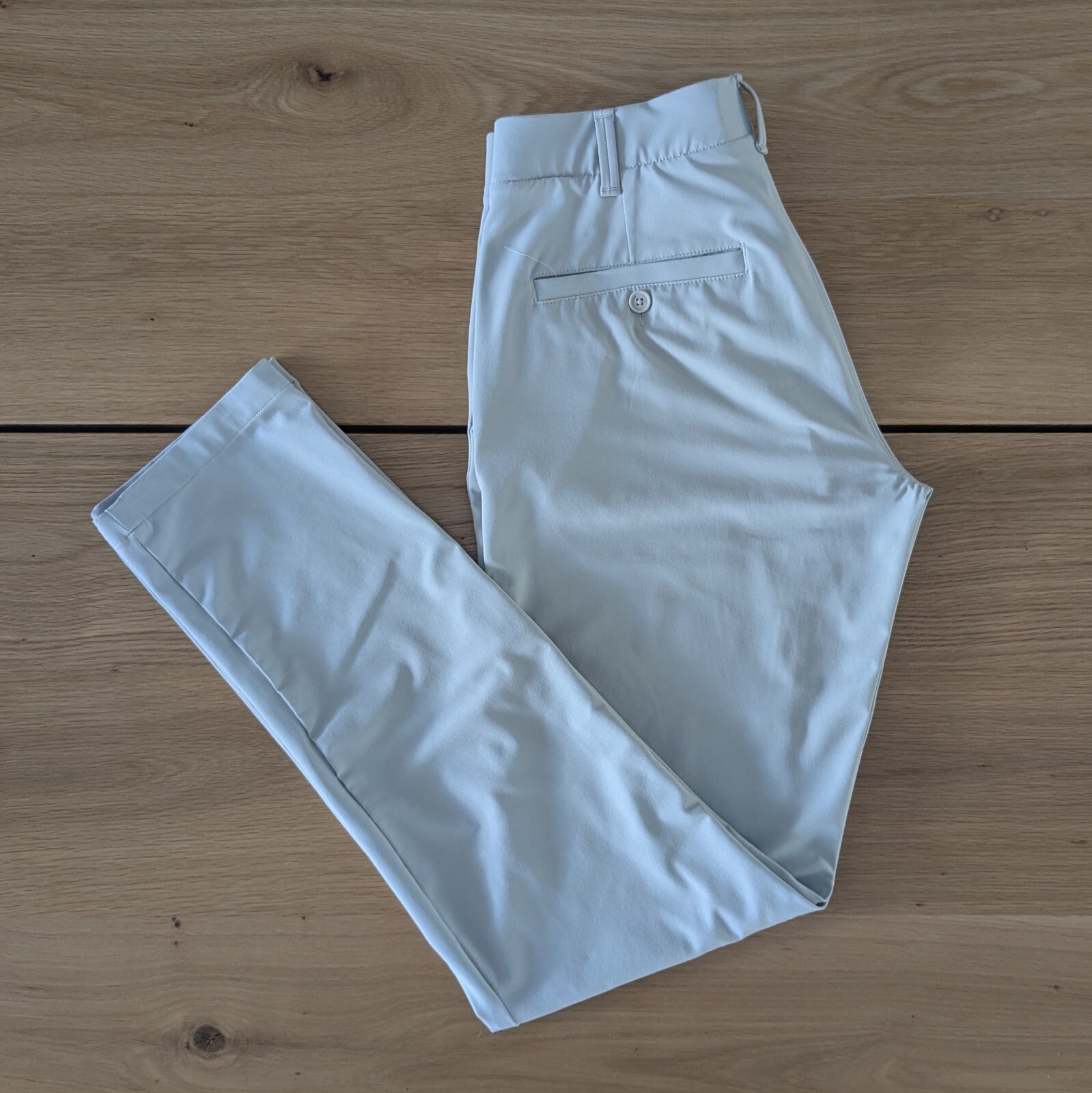 Under Armour Men’s UA Iso-Chill Tapered Pants 30×34 Halo Grey Beige Golf Pants