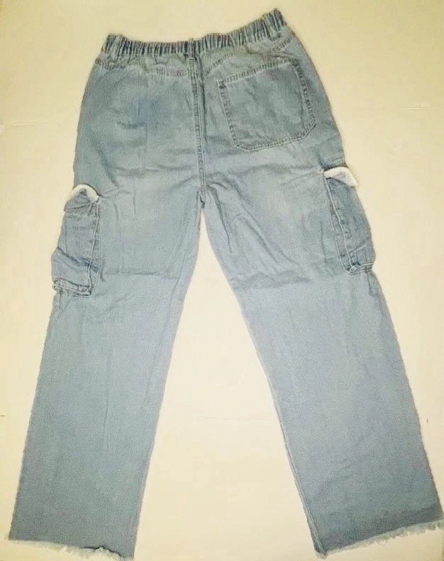BBG Light Wash Blue Denim Cargo Jeans Solid with Cargo Pockets Girls M