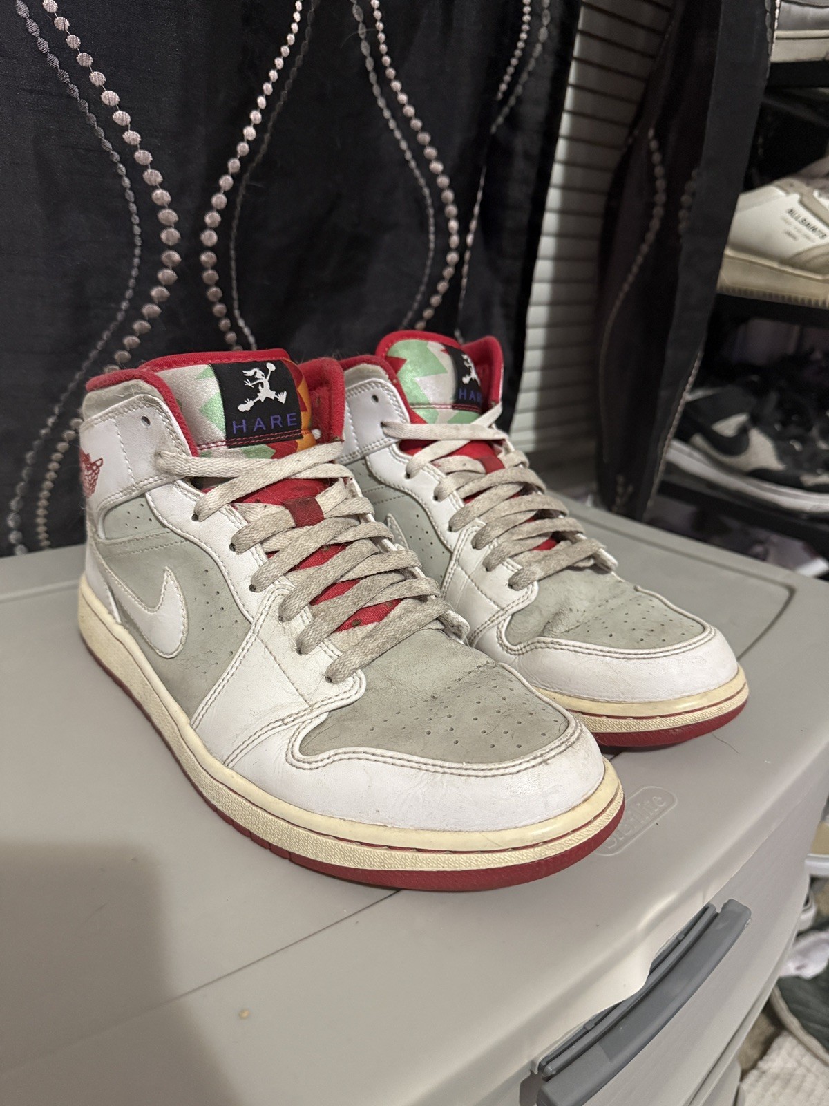 Jordan Air Jordan 1 Mid Hare 2015 – 719551-123 – Size 10.5 Hare Jordan 1s