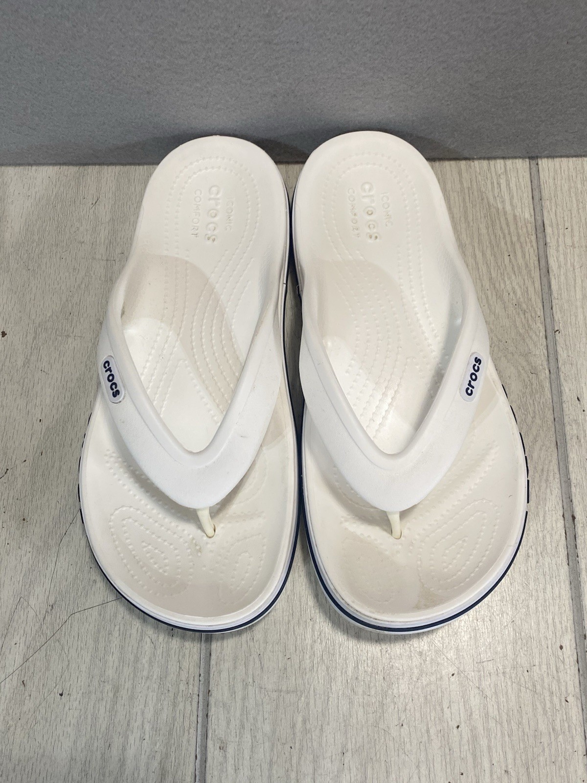 Crocs White Bayaband Flip Flops Sandals – Men’s 6 Woman’s 8 Thong Style