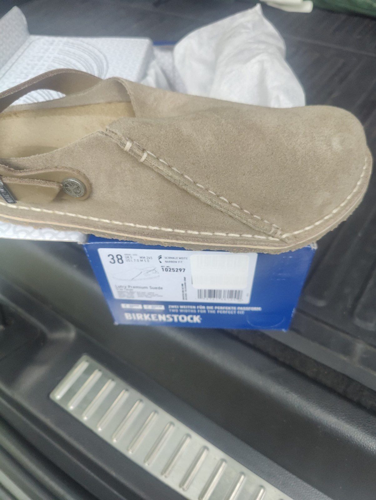 size 38 UNISEX BIRKENSTOCK LUTRY PREMIUM SUEDE SUEDE LEATHER (NARROW WIDTH)