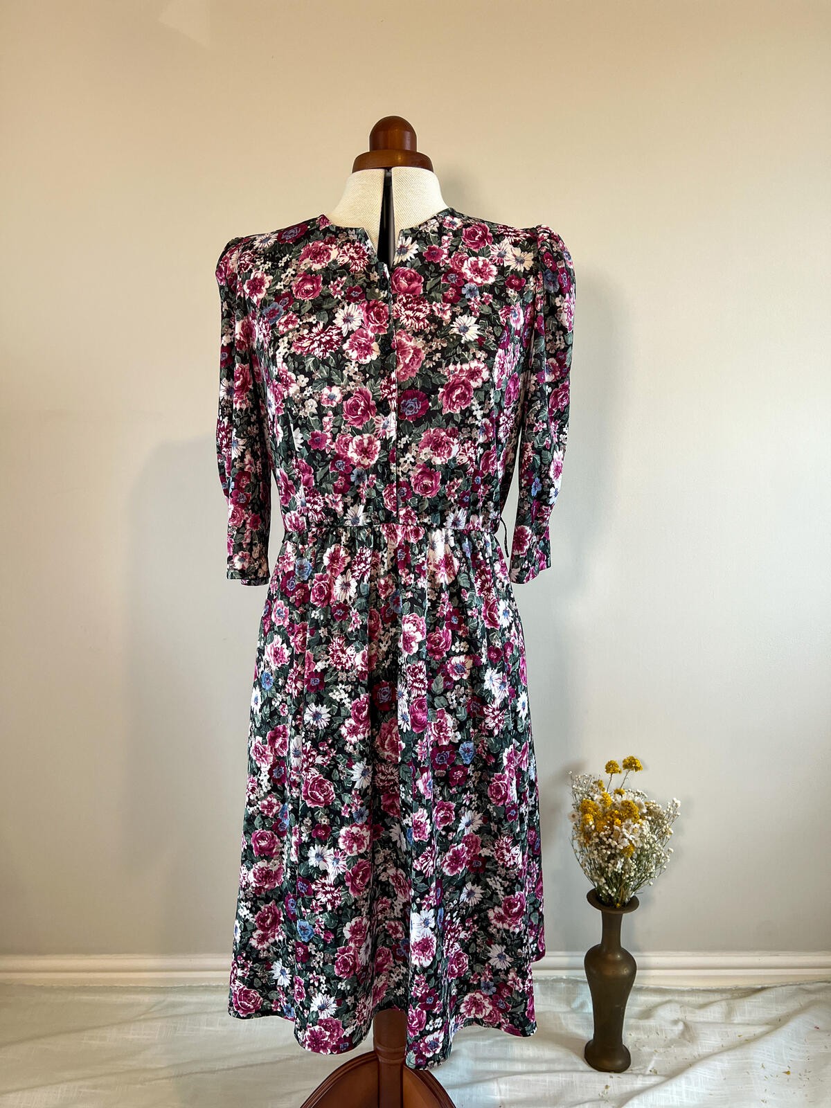 1980s/1990s Tabby of California Dark Floral Dress | UK 12-14