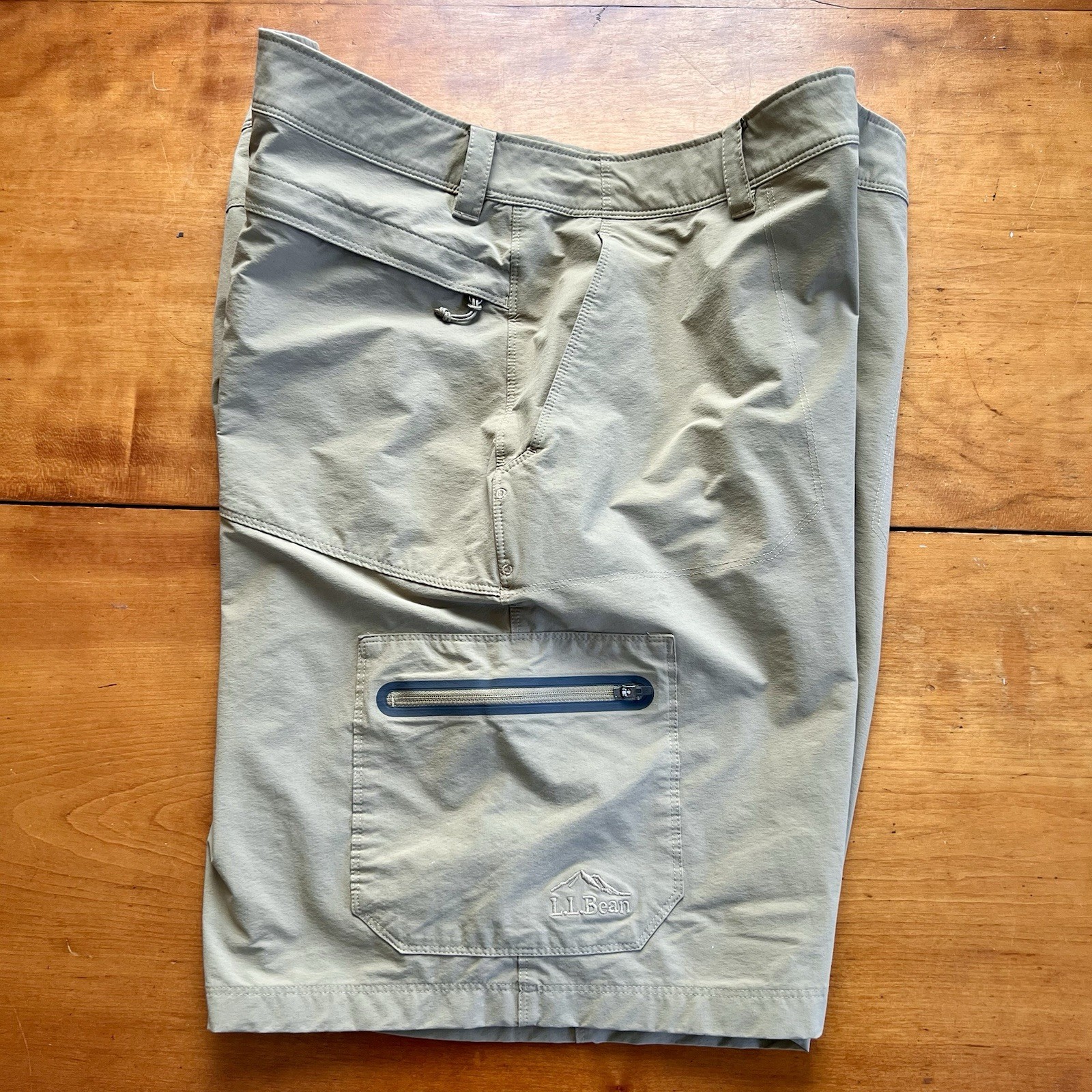LL Bean Shorts Men’s Tan 40W Cresta Lightweight Hiking Repaired