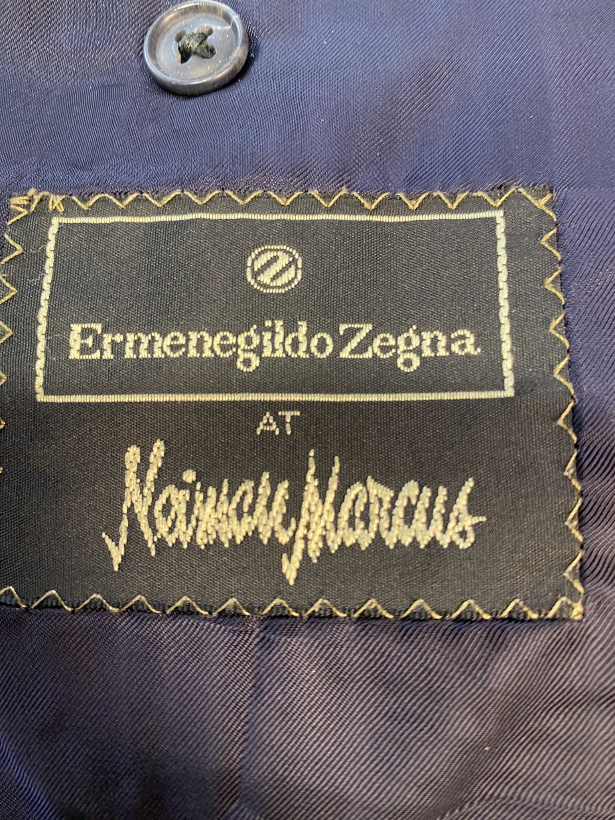 ERMENEGILDO ZEGNA SUIT 50R SWITZERLAND NEIMAN MARCUS