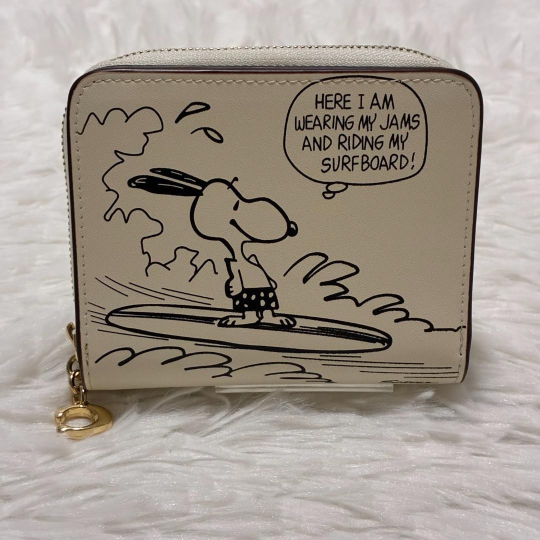 item COACH PEANUTS Snoopy bifold wallet white surfing