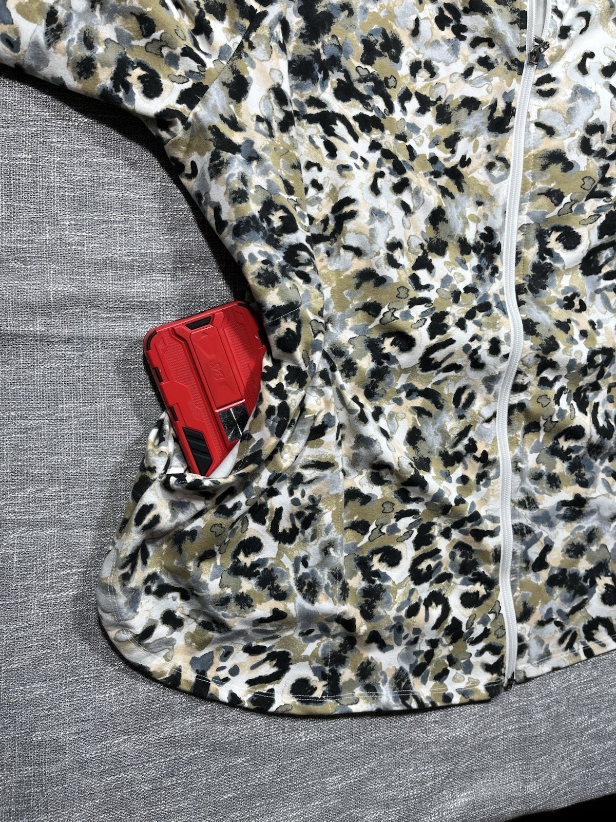 d&co. active Women’s Plus 2X Multicolor Leopard Print Full-Zip Jacket Pockets