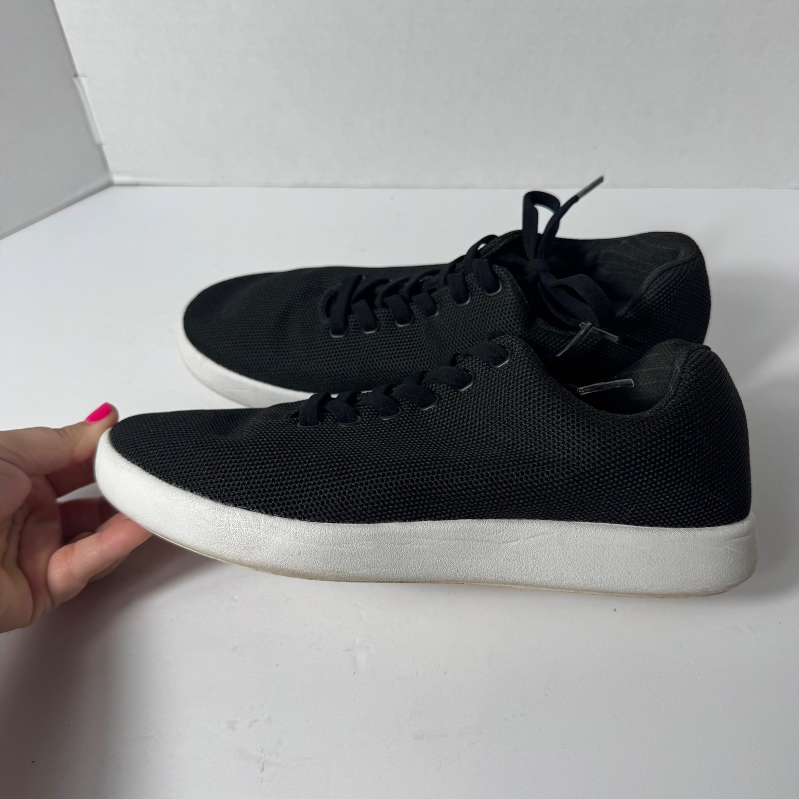 Atoms Model 000 Black White Mesh Low Top Sneakers Womens 8.25 Mens 6.75