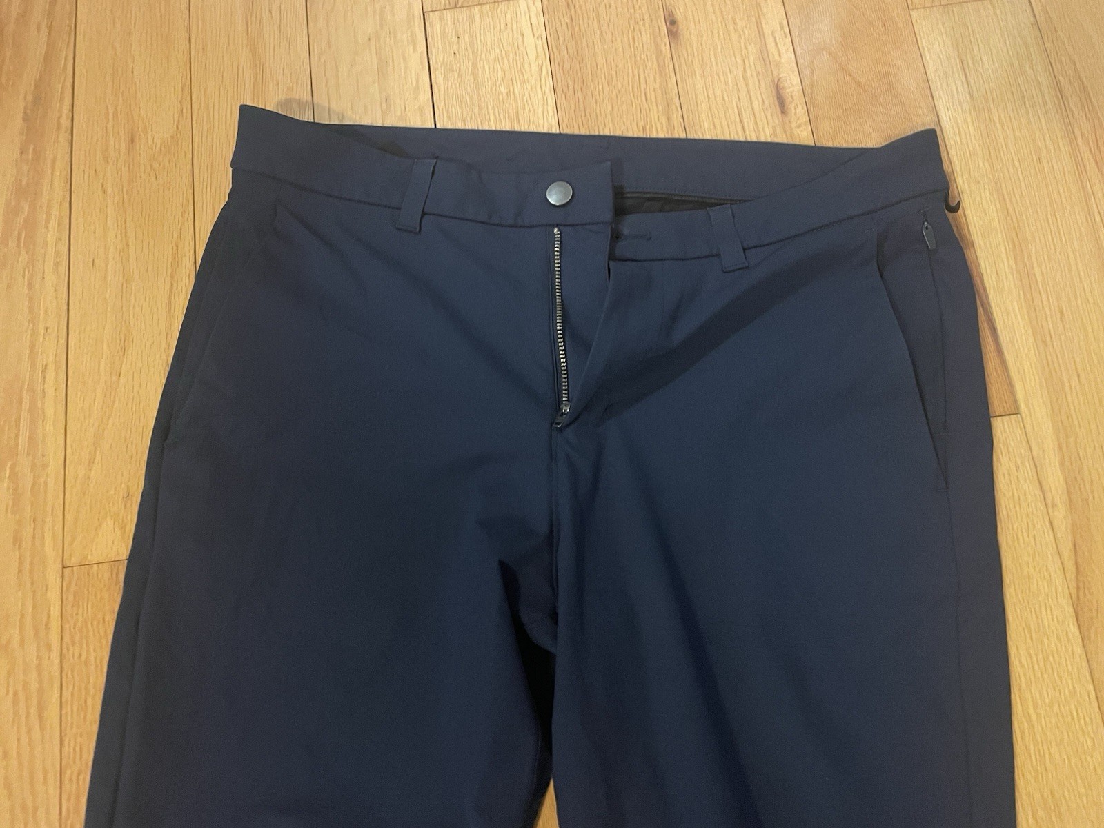 Lululemon ABC Pants Mens 34 x 32 Navy Classic-Fit 5 Pocket Warpstreme Flat Front