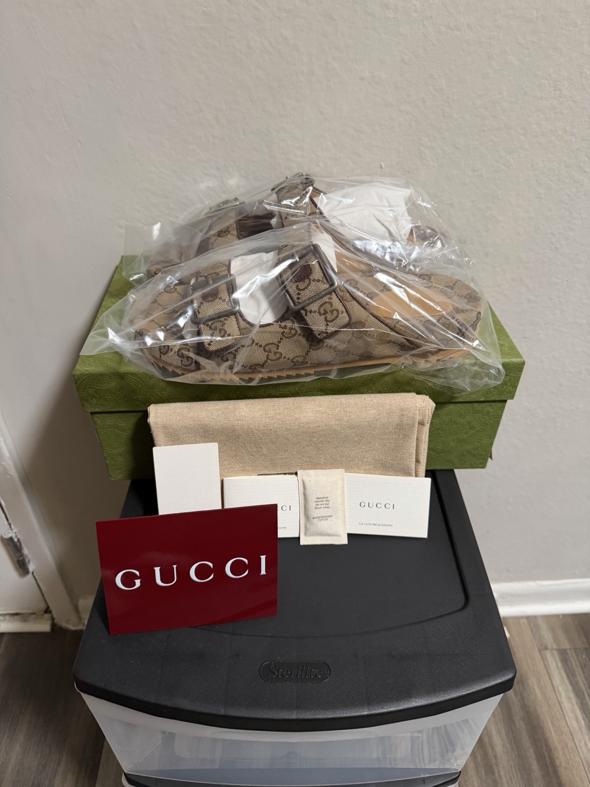 Gucci Strap Slide Sandals In Beige/Ebony GG Canvas Size US 10.5/UK 10 Authentic