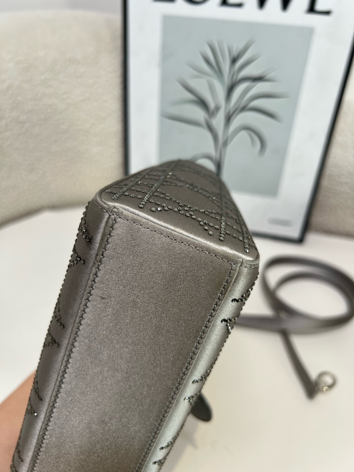 Dior Pre-Owned Authentic Satchel Silver Base length: 17 Silver