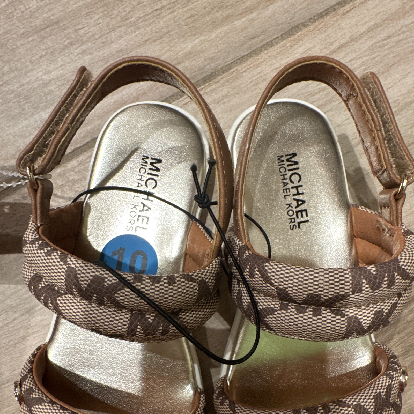MICHAEL Michael Kors Girls Brown/Gold Logo Strappy Sandals Hook & Loop US 10