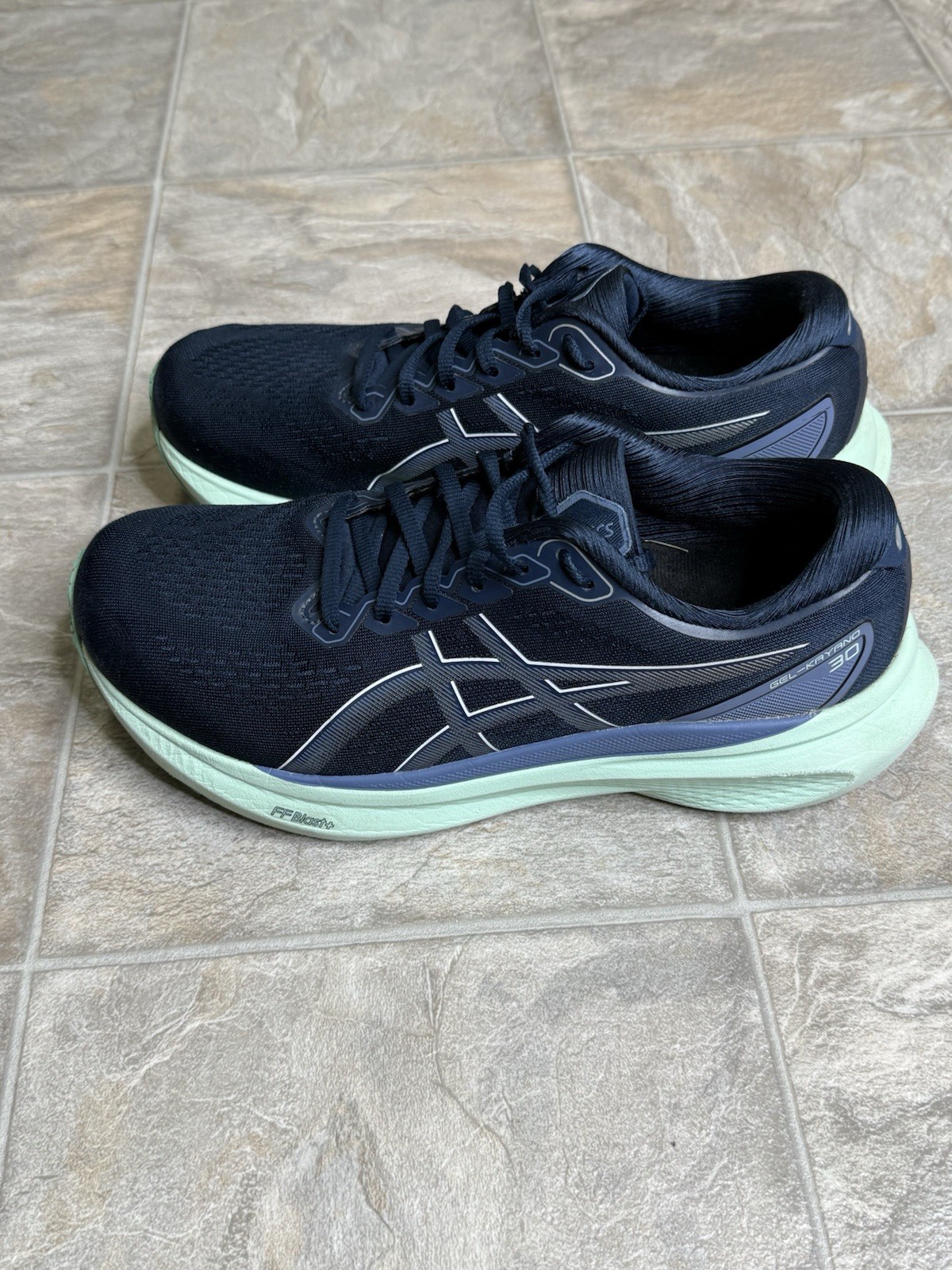 Asics Gel-Kayano 30 Women’s Shoe Size 9.5 Blue 1012B357 Preowned