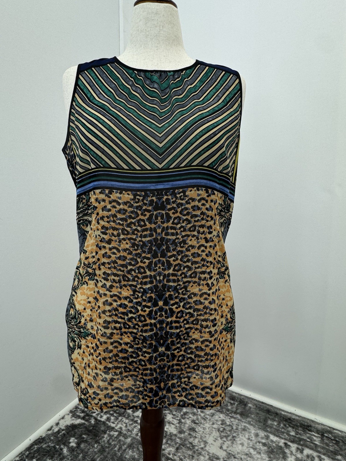 CAbi Mixed Pattern Sleeveless Top Size M