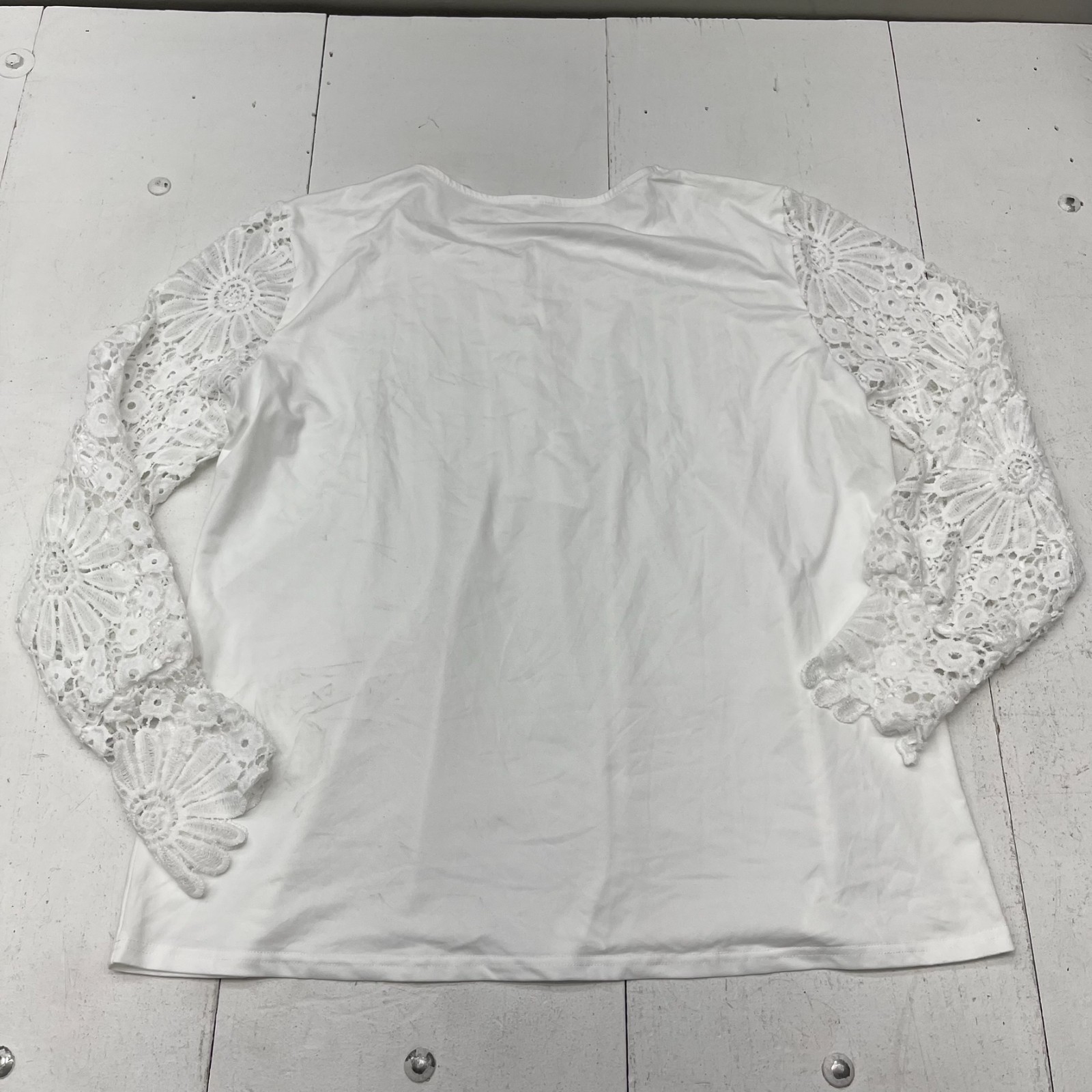 White V-Neck 1/4 Button Lace Long Sleeve T-Shirt Women’s Size 5X-Large
