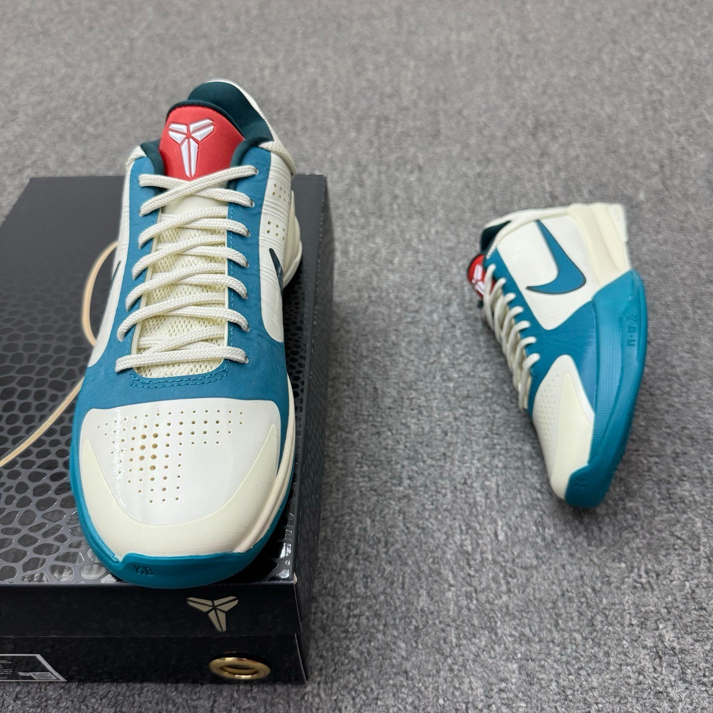 Kobe 5 Protro Cream Teal Men’s Casual Sneakers IZ1852-100