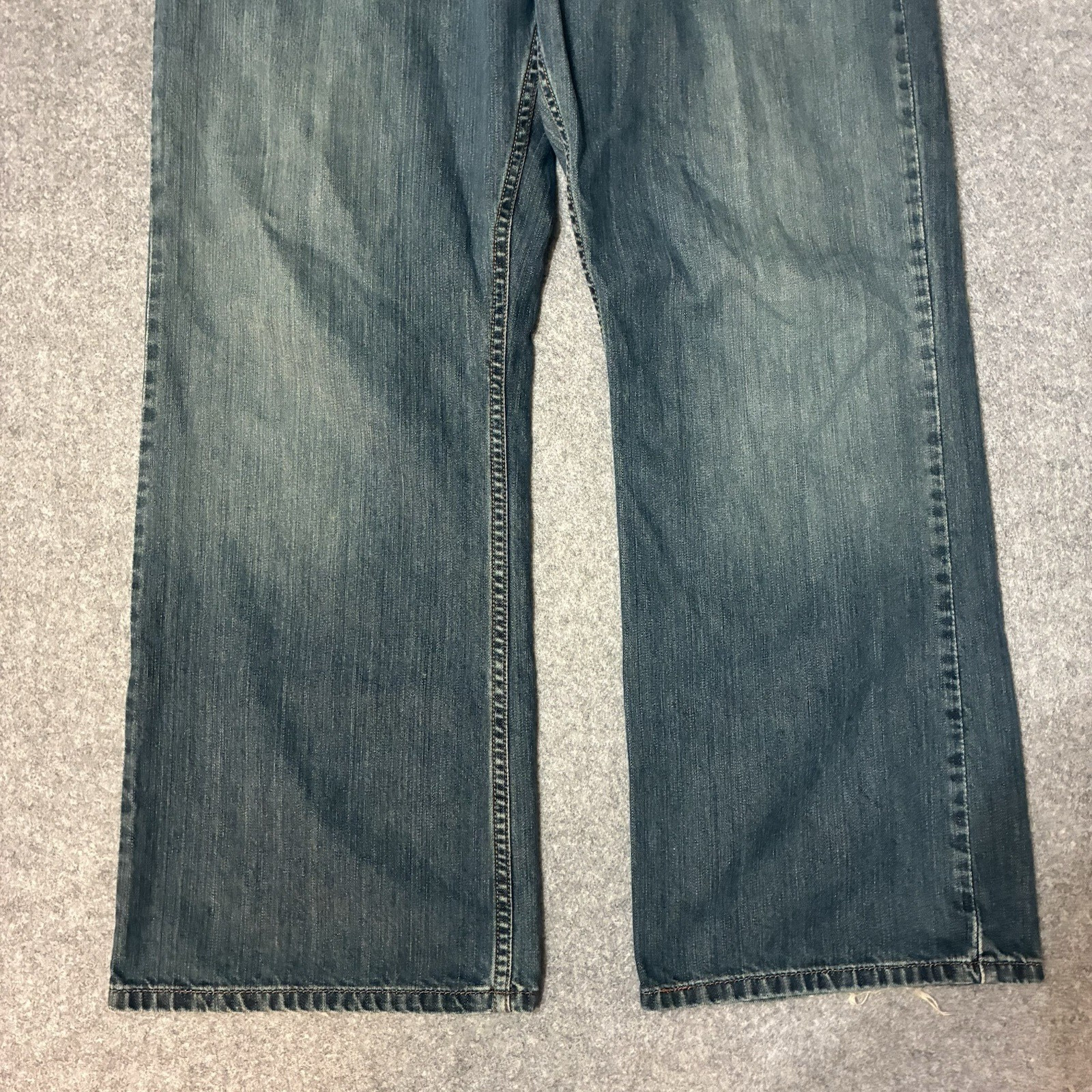 Vintage Y2K Levis 567 Loose Boot Cut Jeans 36×29 Baggy Wide Leg Faded Whiskers