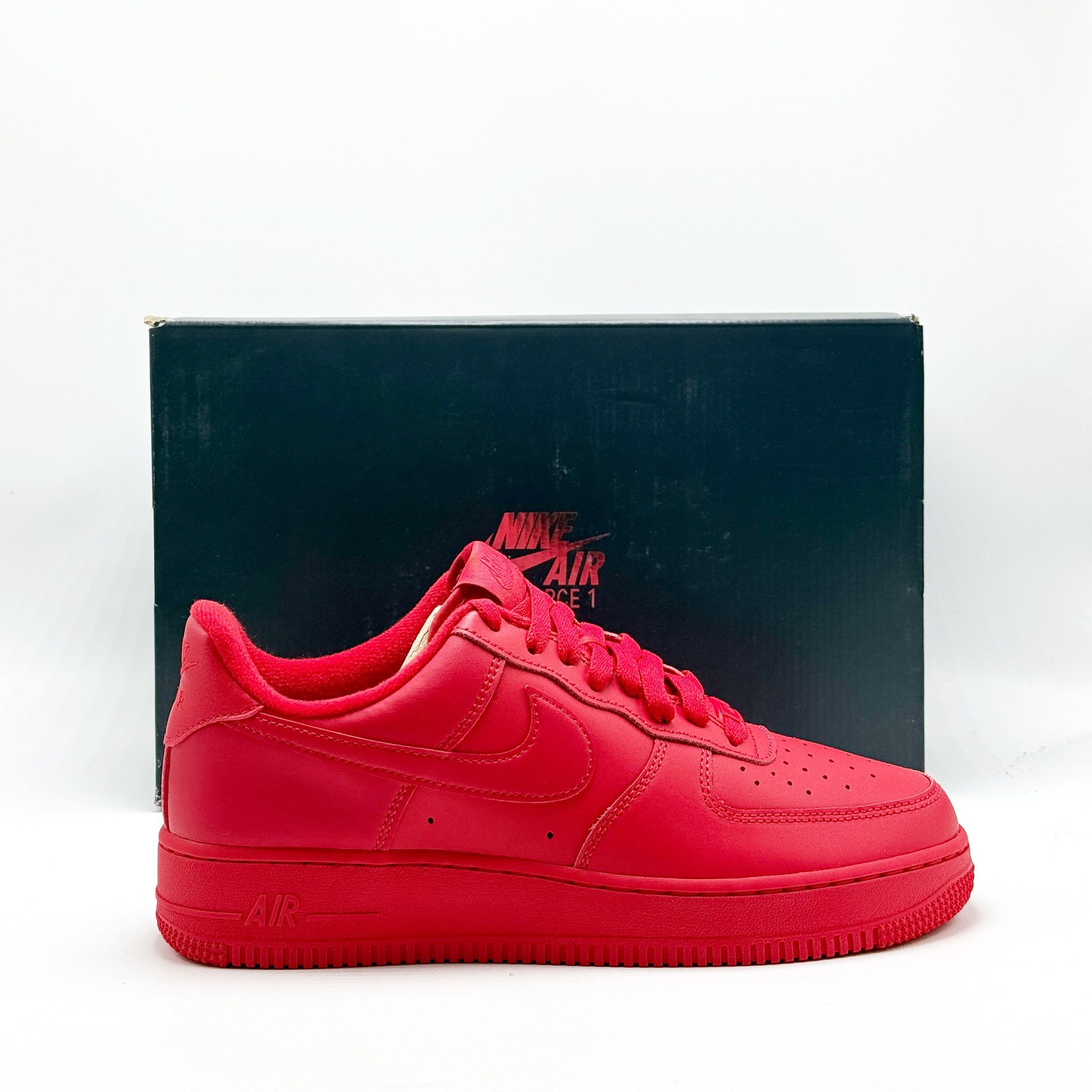 *NEW* MEN Nike Air Force 1 07 LV8 1 TRIPLE RED (CW6999-600) 👍