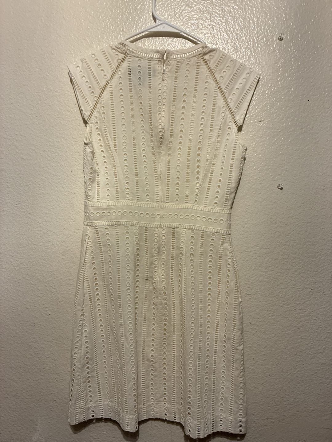 Banana Republic White Eyelet Cap Sleeve Mini Dress Size 2P