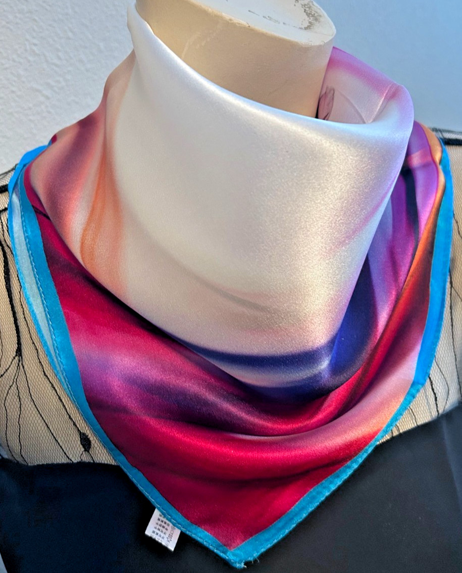 NEW 20 x 21 In. Sq. Med. Deep Pink, White Blue Floral 100% Silk Pat.- SS 1051