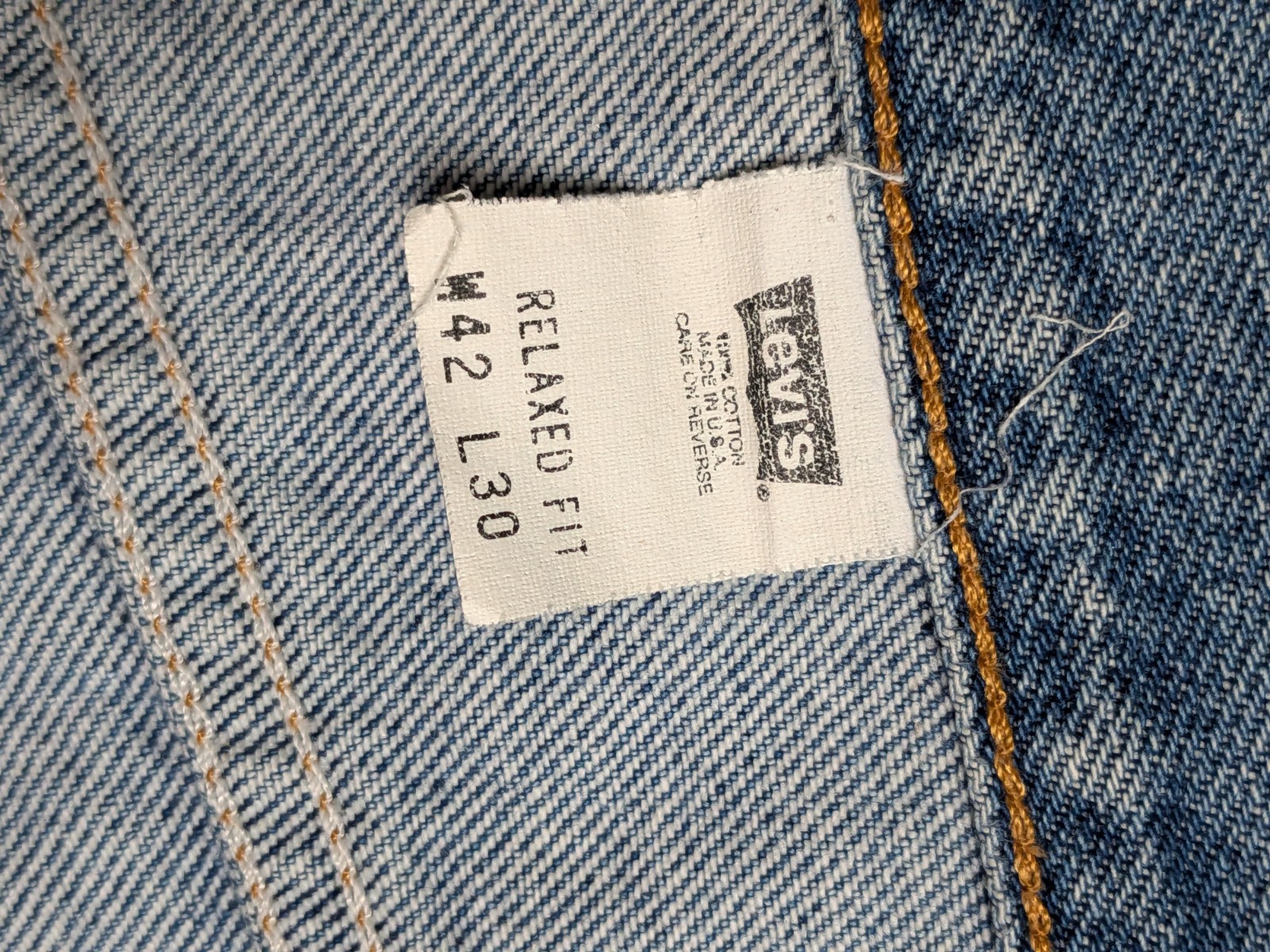 RARE VTG Men’s Jeans Levi 540 2002 MADE IN USA