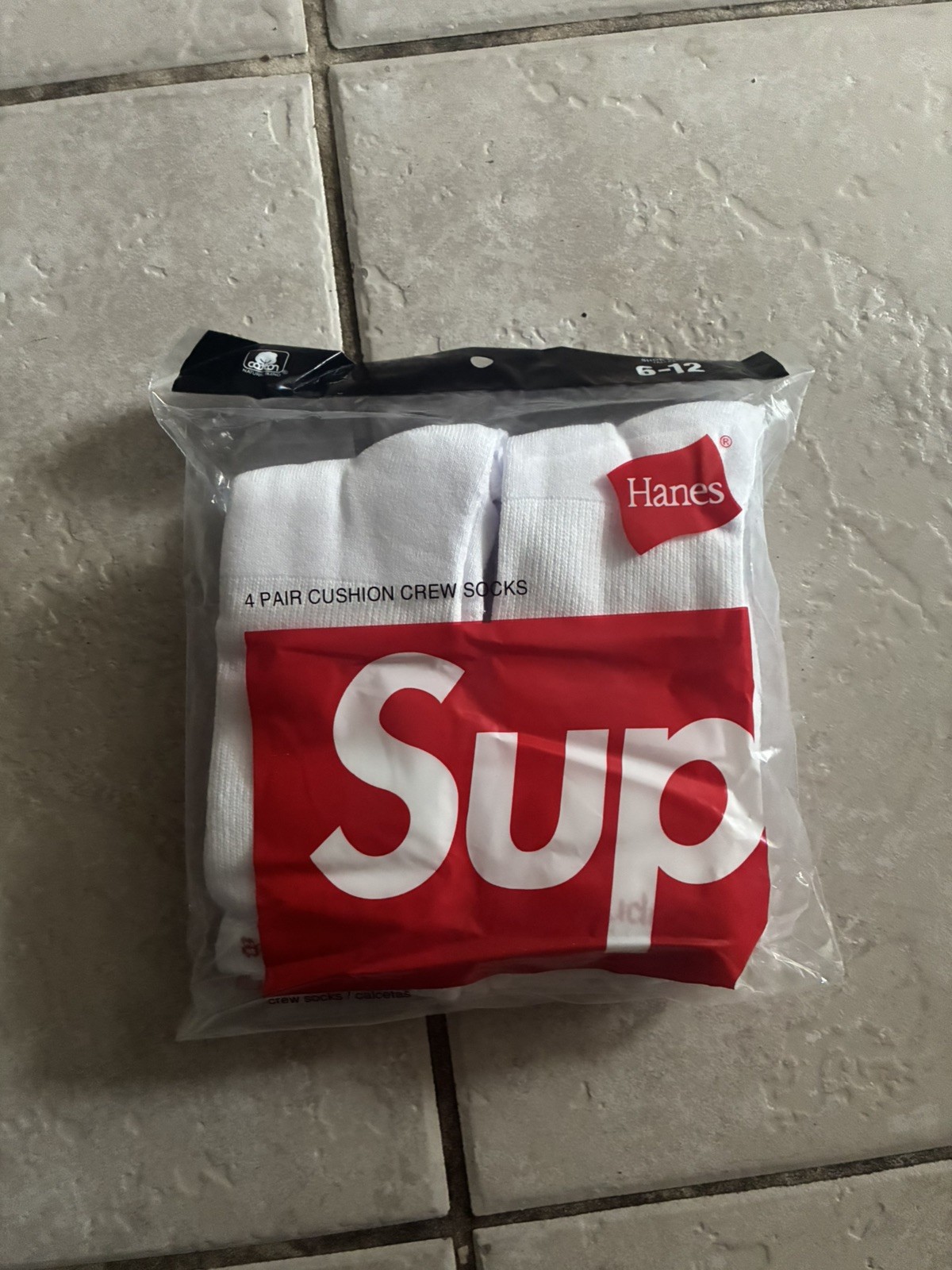 Supreme X Hanes Crew Socks – White Pack of 4, Size 6-12