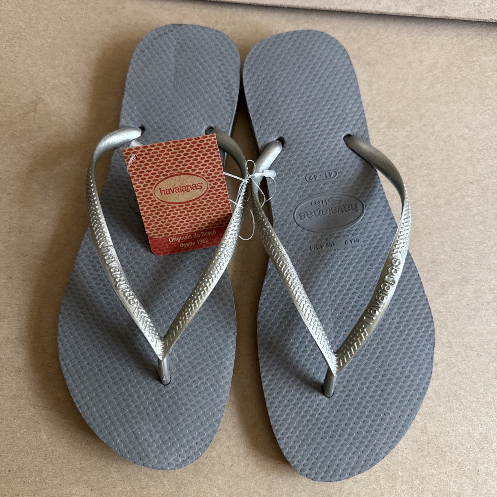 Havaianas Slim Grey Silver Flip Flops EU 41/42 – New