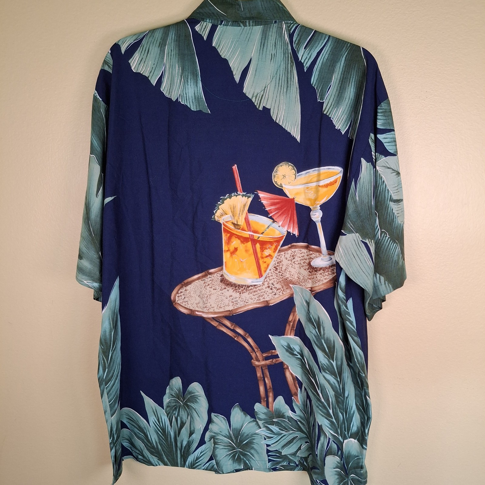 Vintage 1990s Tori Richard Mens XL Shirt Cocktails Martini Viscose Hawaiian USA