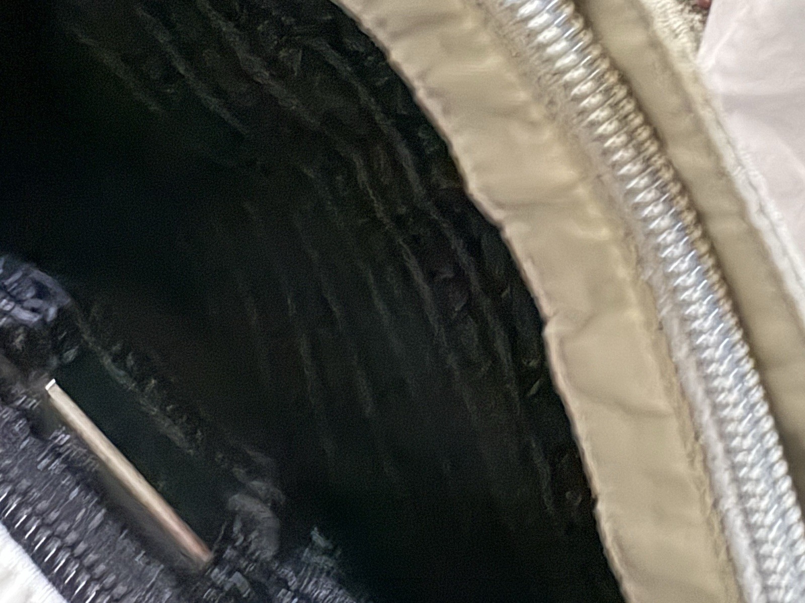 Vtg VGUC Prada Tessuto Light Gray Nylon Re-Edition 2000 Shoulder Bag Purse 9×8″