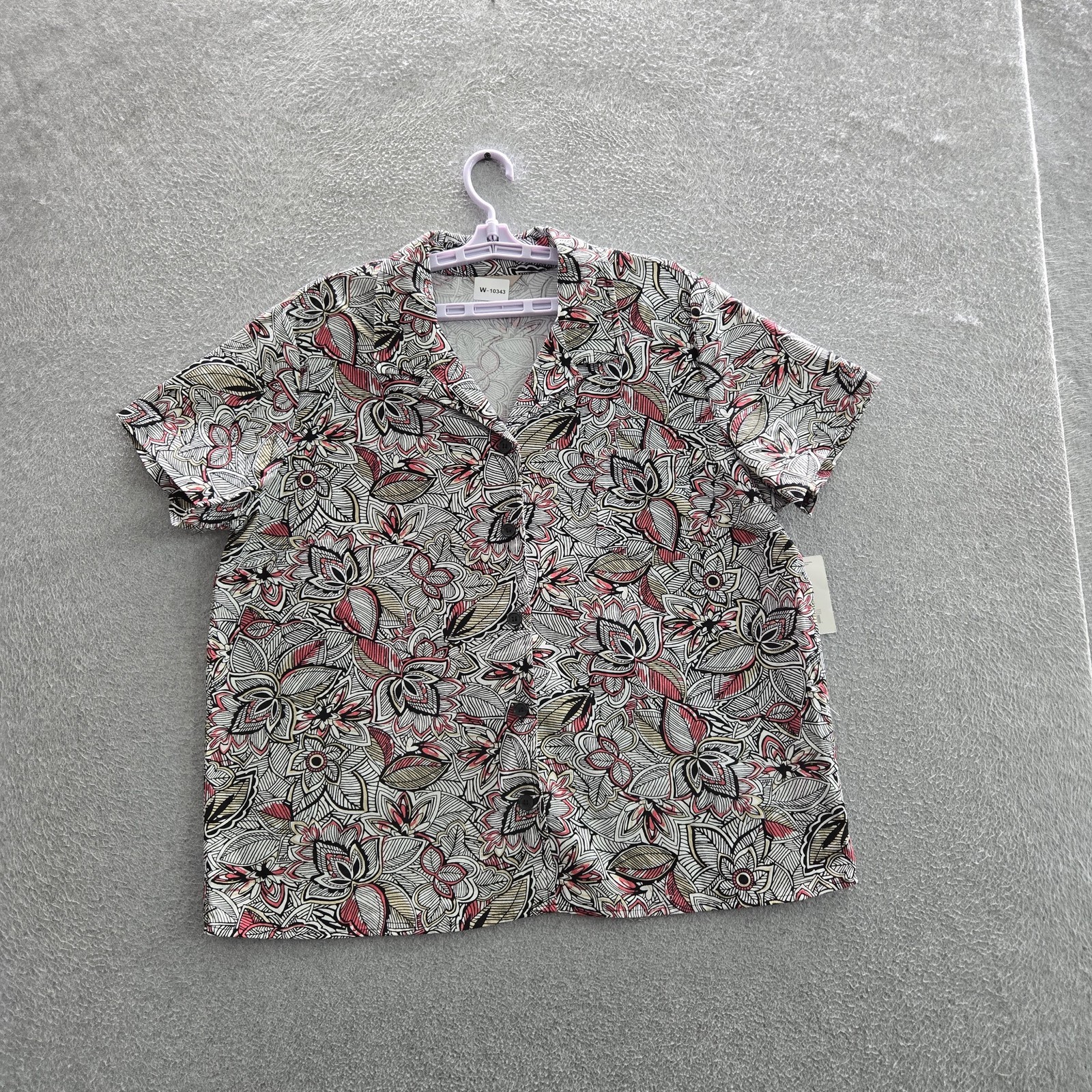 White Stag Women Button Up Shirt XXL/2XG (20) White Floral Camp Shirt NWT