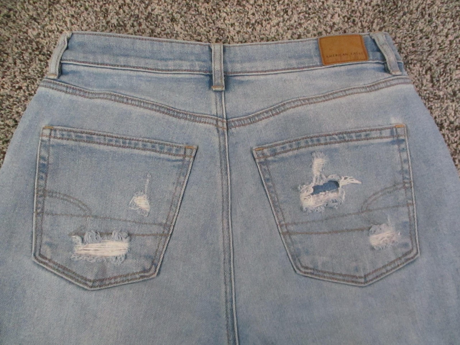 American Eagle Jeans Womens 8 Blue Mom Jean Distressed Ripped Stretch 29×28