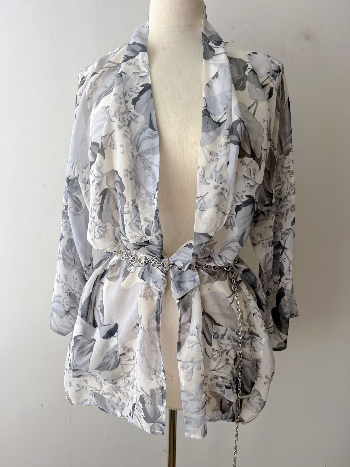 Falcon Bloom Grey Floral Sheer Silk Wrap Kimono Y2K Boho