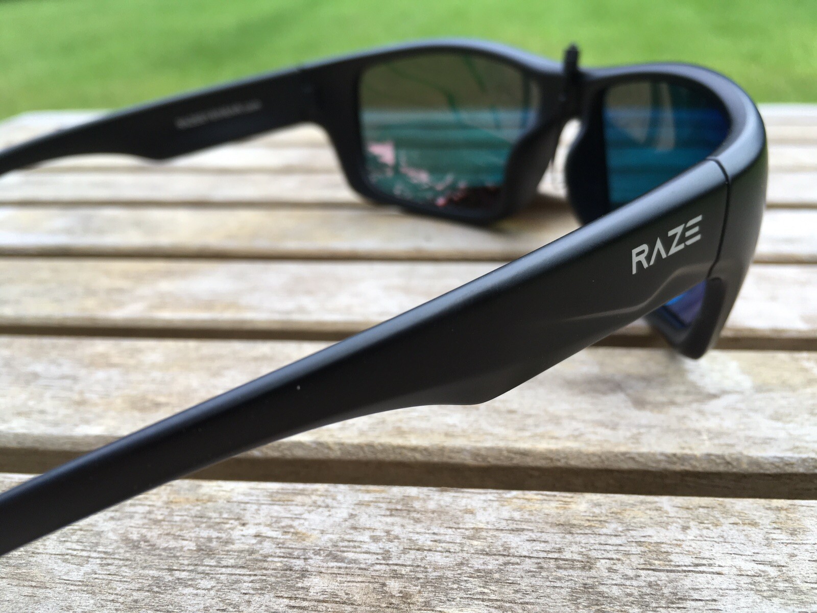 RAZE Eyewear Sunglasses Offshore floating polarized fishing black mirrored A1