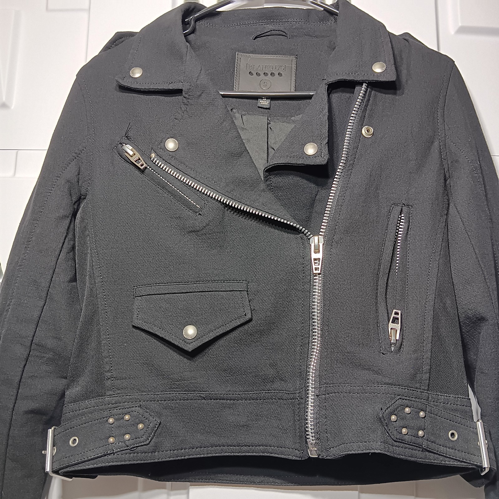Blank NYC Crepe Moto Jacket Biker Zip Snap Adjust Belt Black Size S