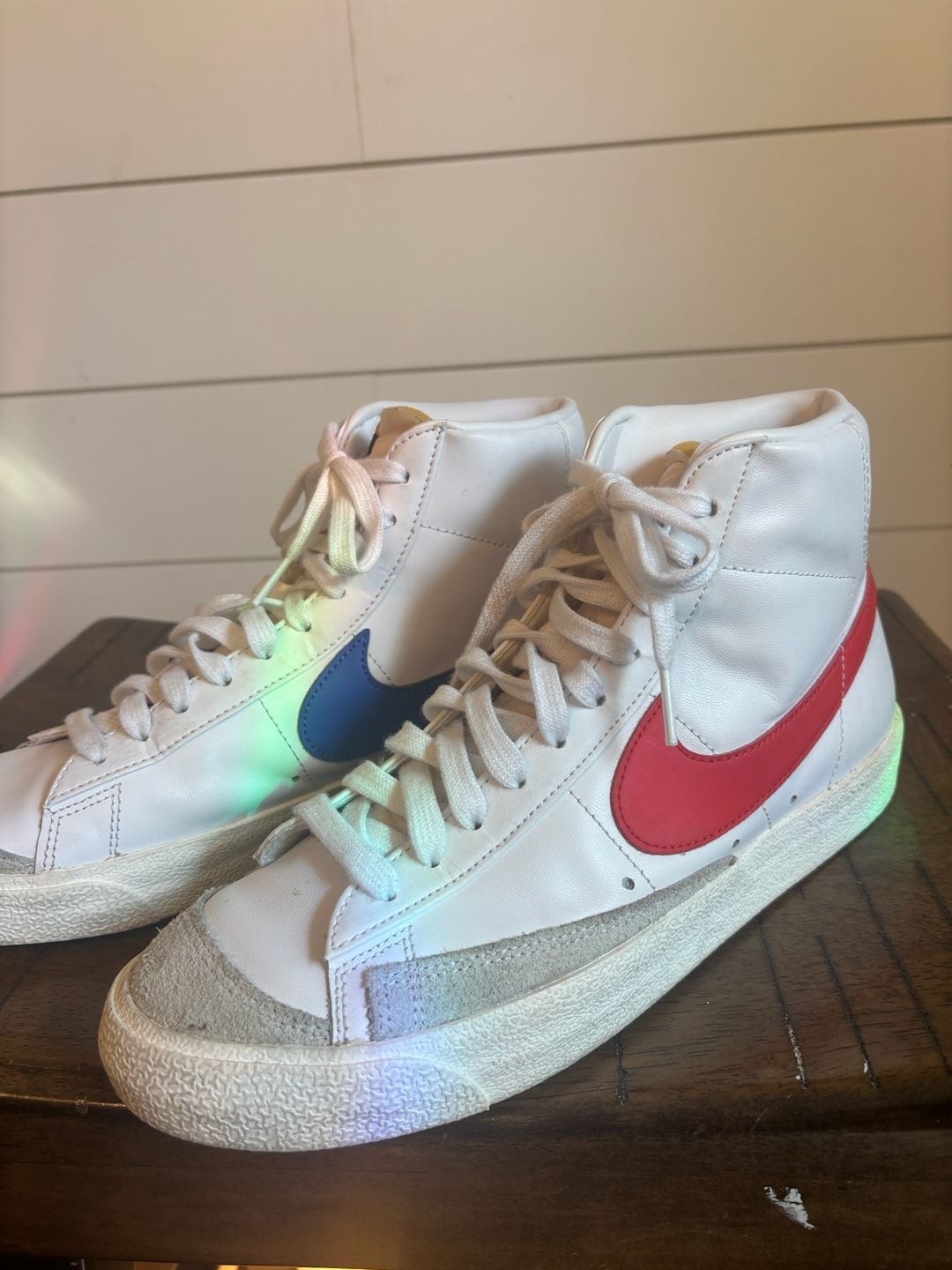 Nike Blazer Mid ’77 Vintage Mismatched Swoosh Blue Red BQ6806-117