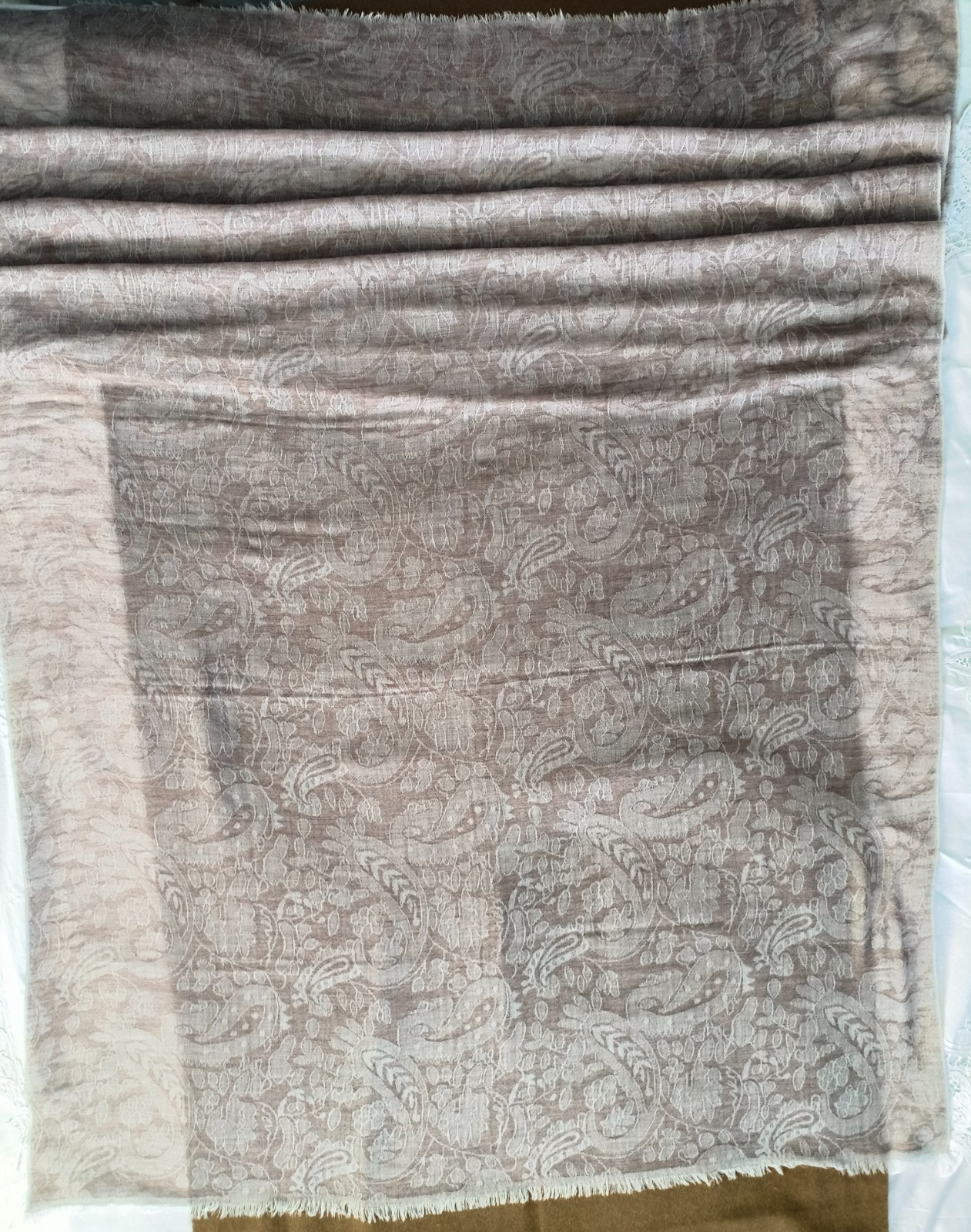 200-count Water-Soluble Wool Double-sided Cashew Jacquard 90x200cm Scarf