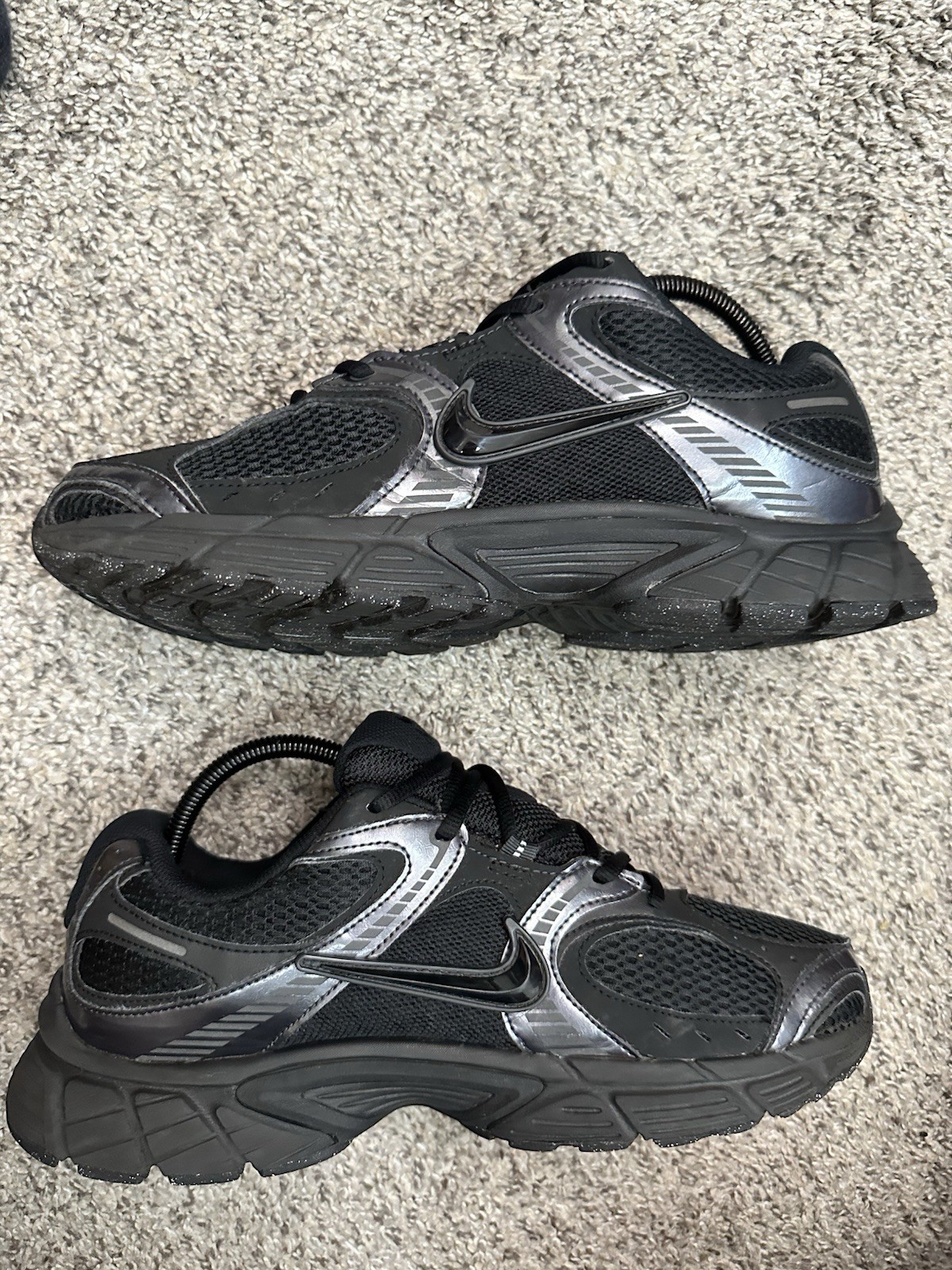 Nike V5 RNR Black Anthracite Triple Black Cat Vanta Oynx – Size 10