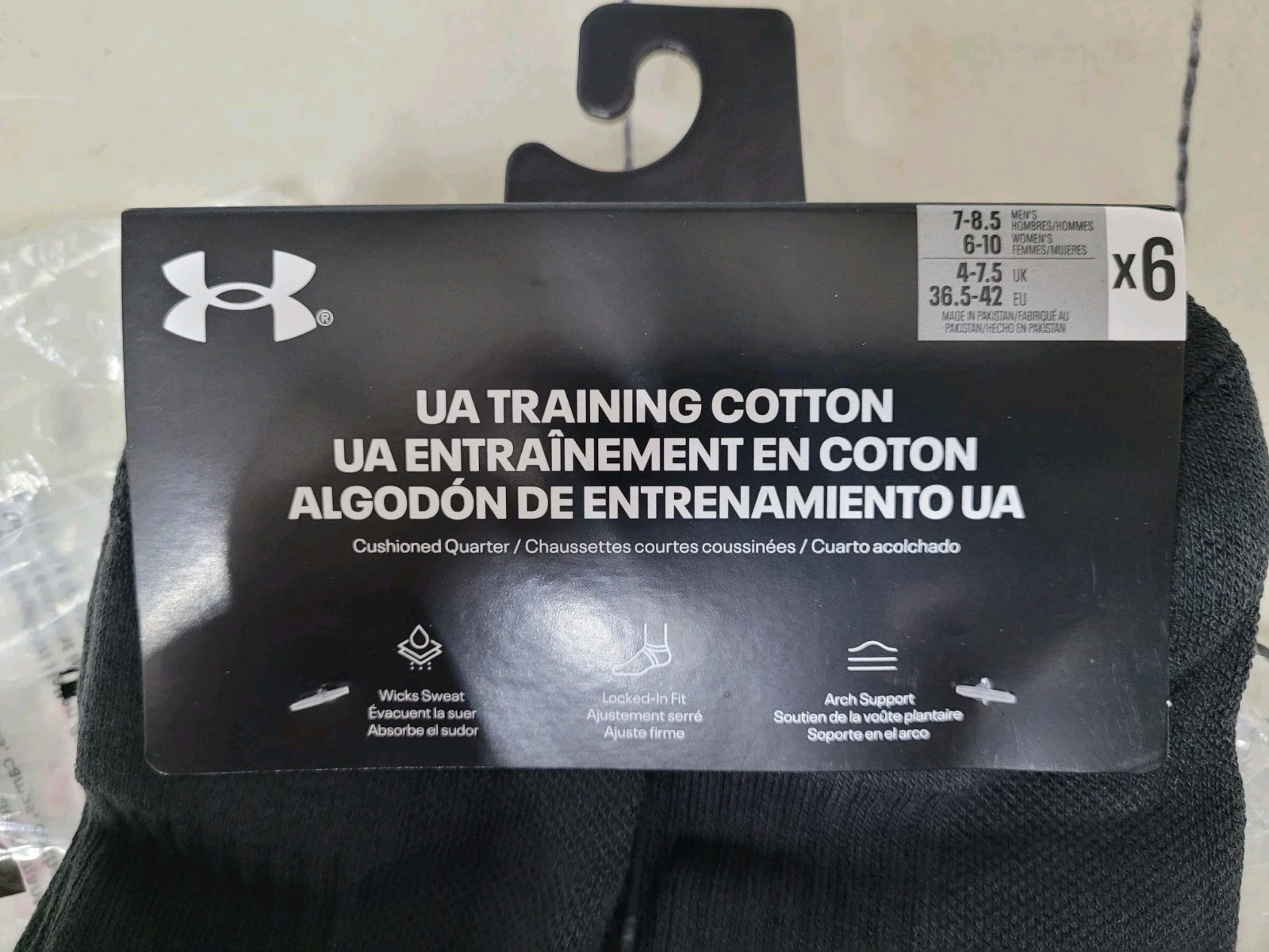 Under Armour Training Cotton Quarter Socks 6 Pair Black Arch Support Lock In Fit