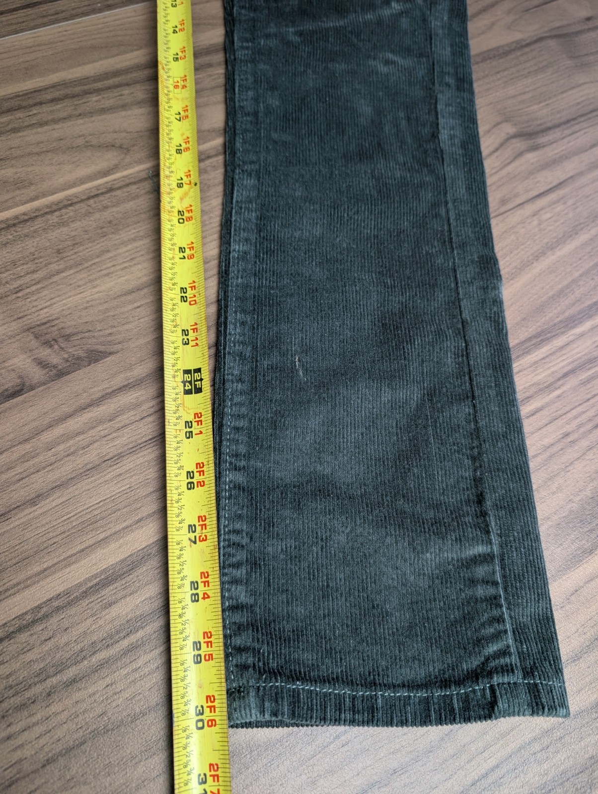 Aeropostale Mens 30×32 Olive Green Corduroy Pants Straight Stretch Casual 5…