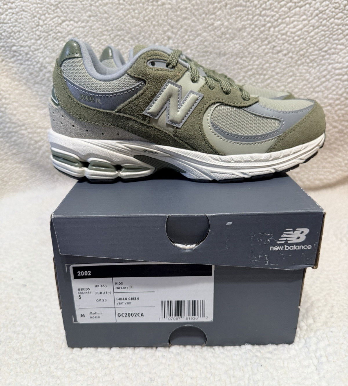 New Balance 2002R Unisex Kids Athletic Sneakers US 5 M Green/Gray Suede GC2002CA
