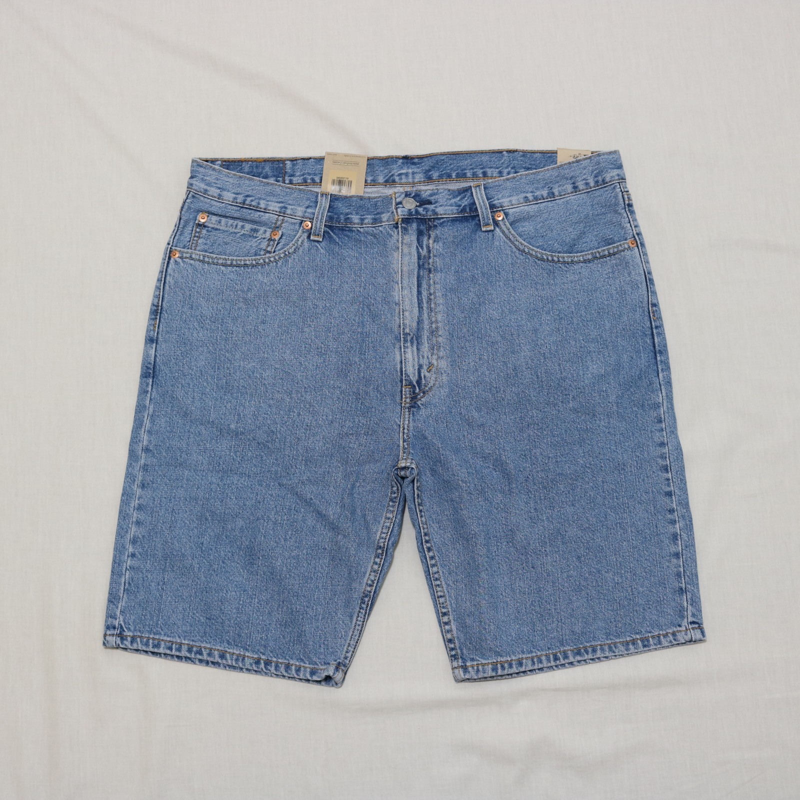 Levi’s 505 Men Zipper fly Regular jean shorts size 40 , 42 new with tag