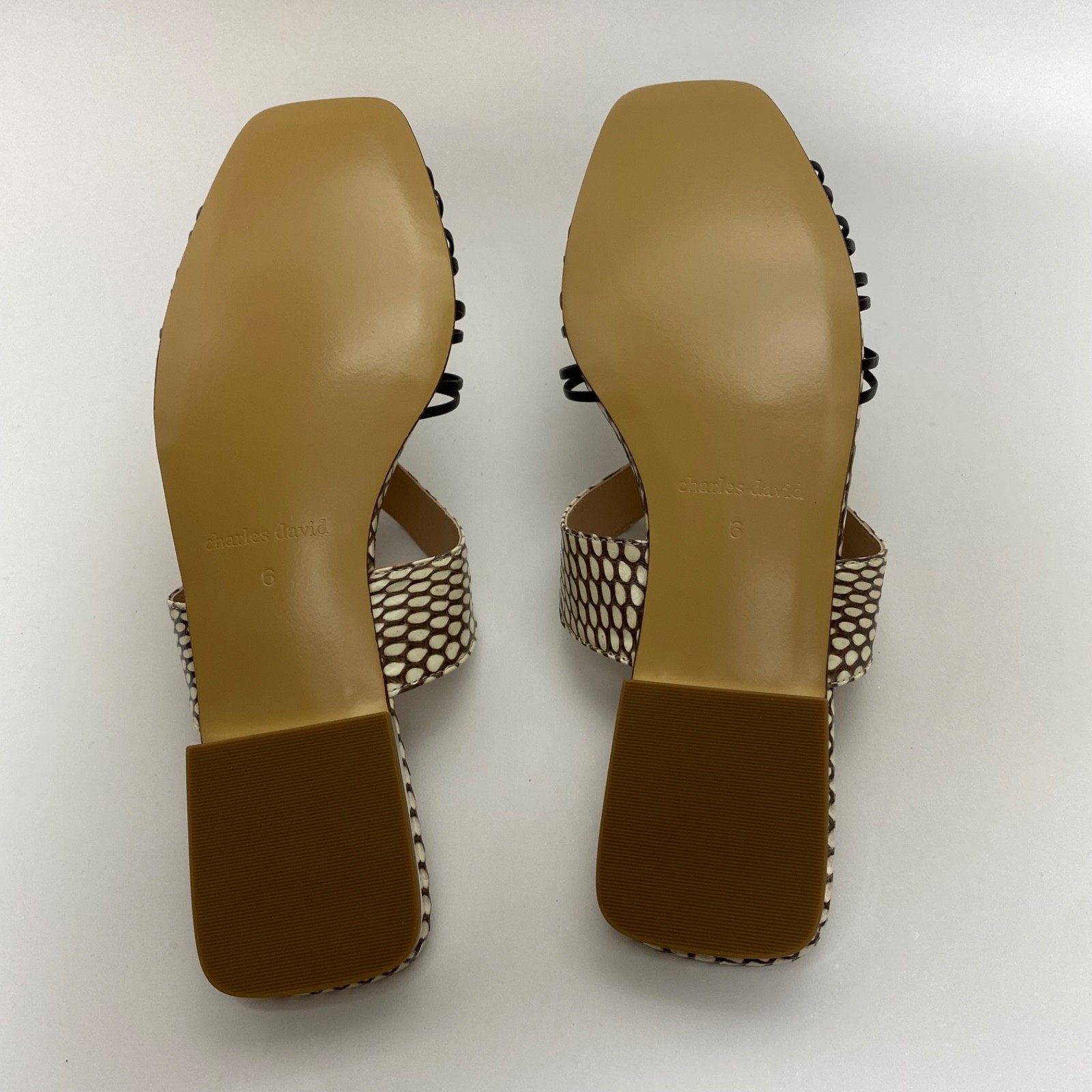 NEW Charles David Silvy Black White Snake Leather Sandals Women’s Size 6M